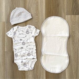 [NWOT] PETIT LEM Organic Cotton Baby Hat+SIMPLE JOYS Bodysuit+COMFY CUBS Towel